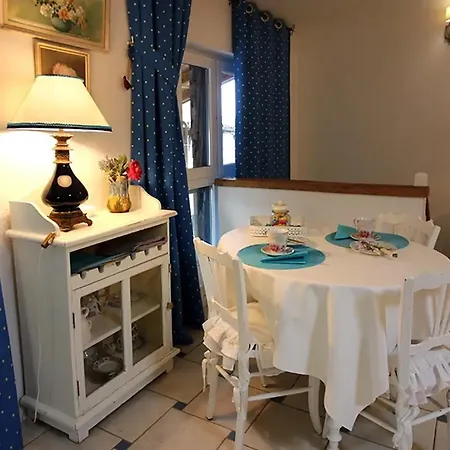 Les Colombages